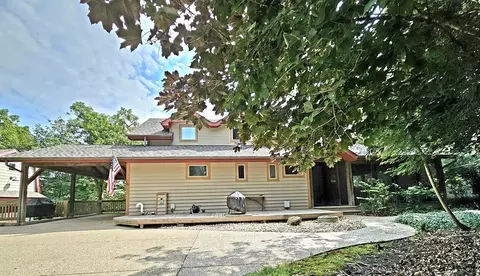 712 Kaskaskia Dr, Dixon, IL 61021 photo 2