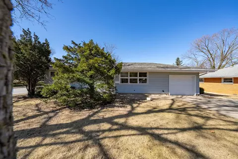 Other - 2 Ethell Pkwy, Bloomington, IL 61701 photo 2 of 8
