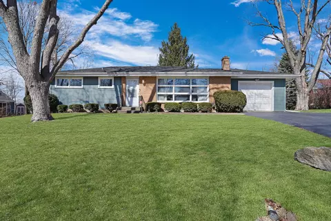309 Windsor Ter, Antioch, IL 60002