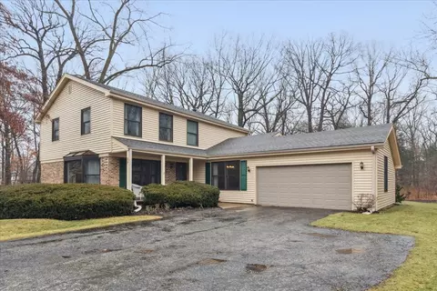 37 Keswick Ct, Lincolnshire, IL 60069