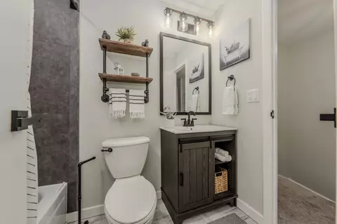 1500 Timber Trl #B, Wheaton, IL 60189 photo 18