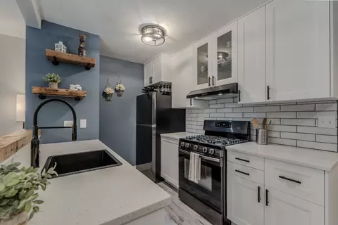 1500 Timber Trl #B, Wheaton, IL 60189 photo 10