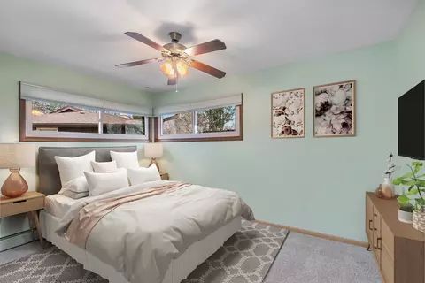 217 Dennis Ct, Elgin, IL 60123 photo 15