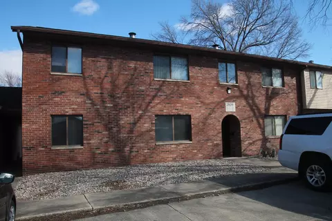 1804 Oliver Dr #1, Urbana, IL 61802