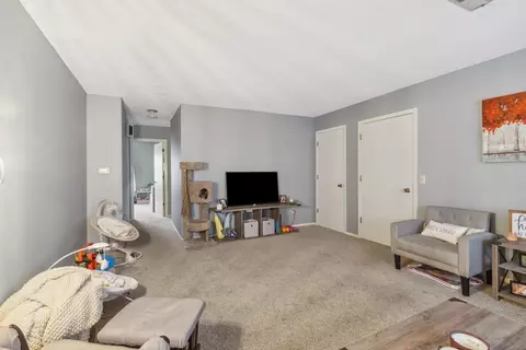1209 Washington Ave #C2, Dixon, IL 61021 photo 4