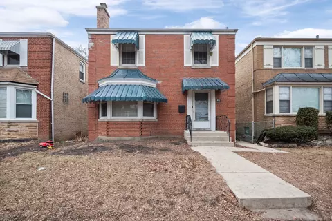 3032 W Chase Ave, Chicago, IL 60645