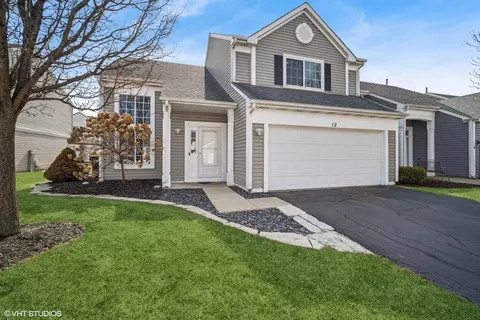 12 Dogwood Ct, Lake In The Hills, IL 60156