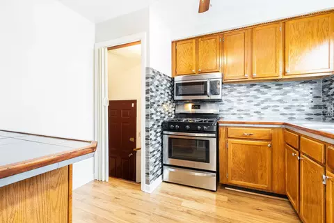 Kitchen - 2235 S 20th Ave, Broadview, IL 60155 photo 1 of 2