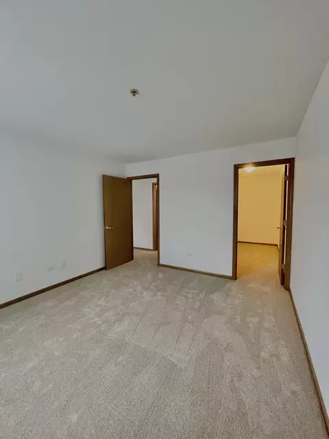 57 E Hattendorf Ave #204, Roselle, IL 60172 photo 16