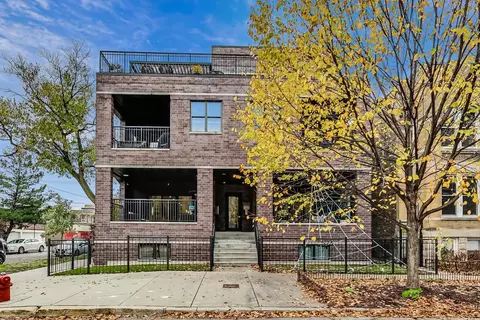 900 N Hoyne Ave #1S, Chicago, IL 60622