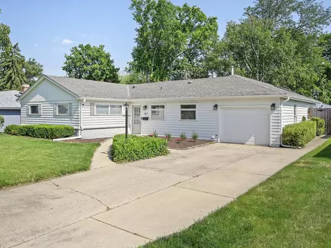 427 Turf Ln, Wheaton, IL 60187 photo 2