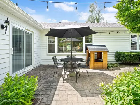 427 Turf Ln, Wheaton, IL 60187 photo 23
