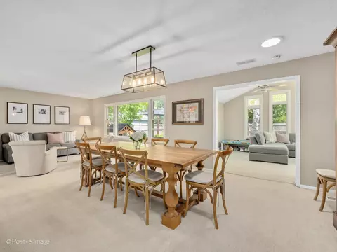 427 Turf Ln, Wheaton, IL 60187 photo 9
