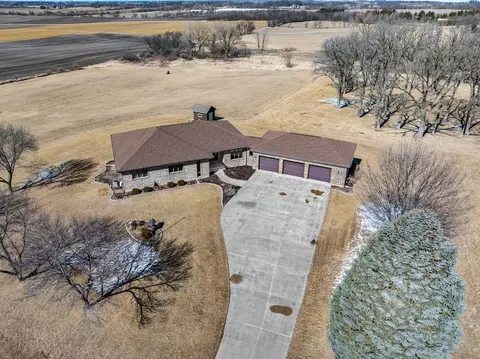 44 W730 Rohrsen Rd, Hampshire, IL 60140