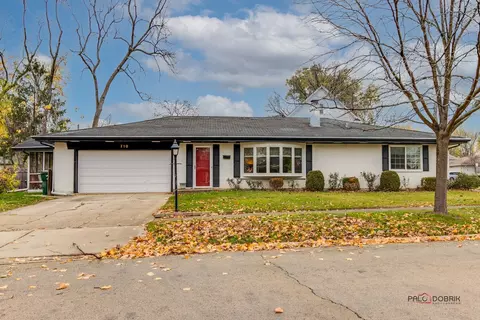 710 Lange St, Mundelein, IL 60060