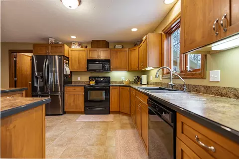 680 Dover Ct, Davis, IL 61019 photo 7