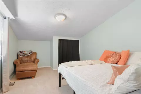 1532 Hunt Dr #D, Normal, IL 61761 photo 12
