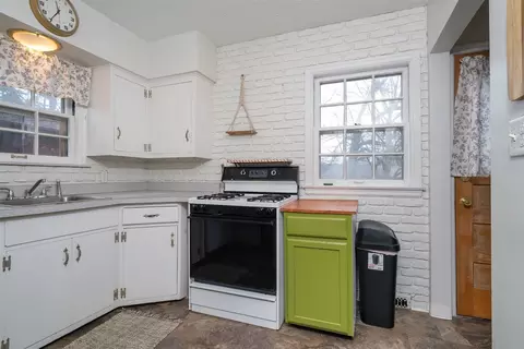 Kitchen - 1114 Summit St, Bloomington, IL 61701 photo 2 of 2