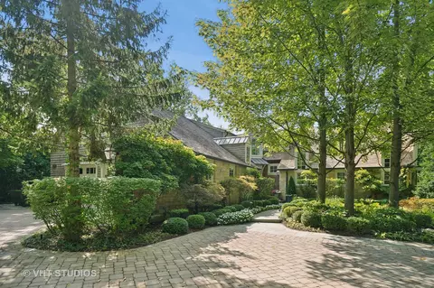 608 Stonegate Ter, Glencoe, IL 60022 photo 7