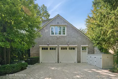 608 Stonegate Ter, Glencoe, IL 60022 photo 8