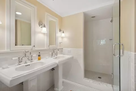 608 Stonegate Ter, Glencoe, IL 60022 photo 53