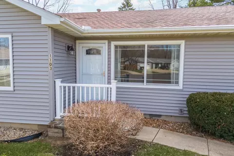 1103 Winston Ct, Normal, IL 61761 photo 5