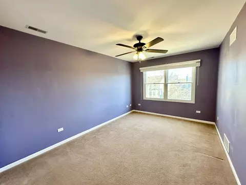 Bedroom - 689 Gardenia Ln, Bartlett, IL 60103 photo 7 of 8