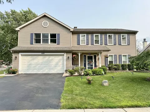 689 Gardenia Ln, Bartlett, IL 60103