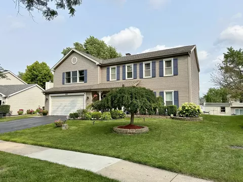 Exterior - 689 Gardenia Ln, Bartlett, IL 60103 photo 2 of 7