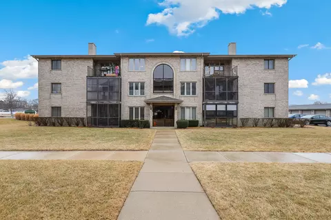 5030 Midlothian Tpke #112, Crestwood, IL 60445