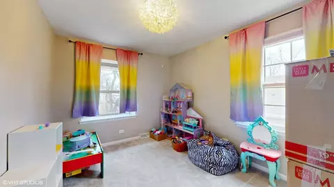 Bedroom - 1509 Hill Ave, Wheaton, IL 60187 photo 4 of 8