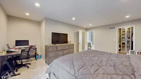 Bedroom - 1509 Hill Ave, Wheaton, IL 60187 photo 2 of 8
