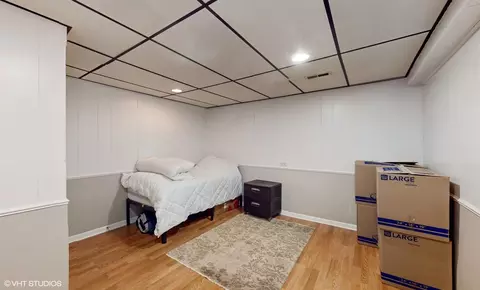 Bedroom - 1509 Hill Ave, Wheaton, IL 60187 photo 7 of 8