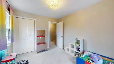 Bedroom - 1509 Hill Ave, Wheaton, IL 60187 photo 5 of 8