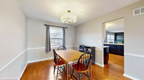 Dining - 1509 Hill Ave, Wheaton, IL 60187 photo 1 of 3