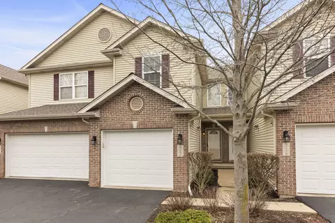 269 Bent Grass Cir #C, Dekalb, IL 60115