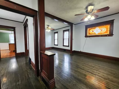 715 Logan Ave, Elgin, IL 60120 photo 3