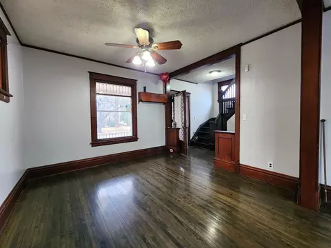 715 Logan Ave, Elgin, IL 60120 photo 12