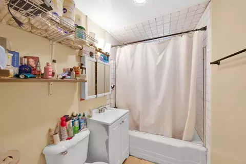 2335 S Hamlin Ave, Chicago, IL 60623 photo 4