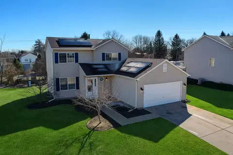 950 Donnelly Pl, Mchenry, IL 60050