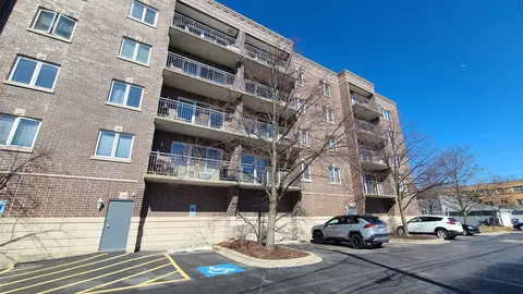 Exterior - 1477 Thacker Ave #310, Des Plaines, IL 60016 photo 11 of 13