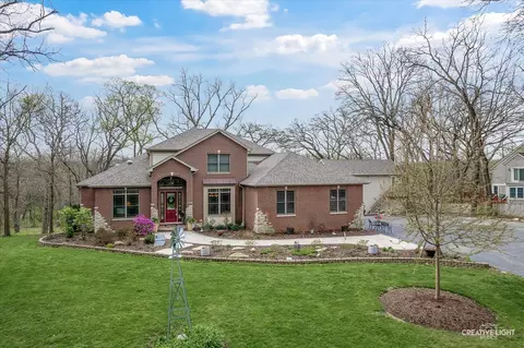 13040 River Rd, Plano, IL 60545