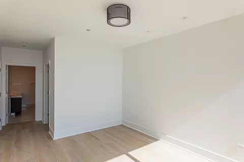 363 E Wacker Dr #1405, Chicago, IL 60601 photo 27