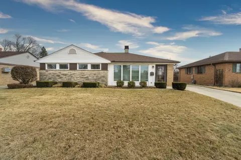 1131 S 3rd Ave, Des Plaines, IL 60016