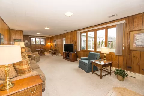 Living - 1131 S 3rd Ave, Des Plaines, IL 60016 photo 5 of 5