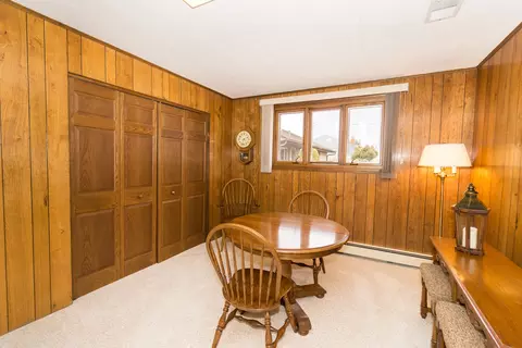 Dining - 1131 S 3rd Ave, Des Plaines, IL 60016 photo 1 of 1