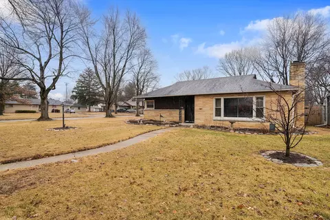 1508 Halsted Rd, Rockford, IL 61103