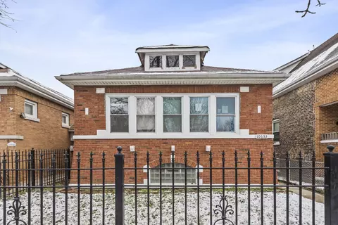10653 S Bensley Ave, Chicago, IL 60617