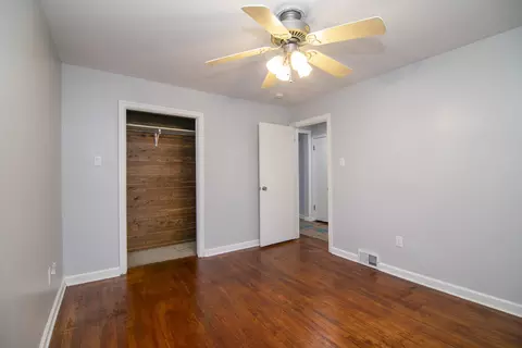 Bedroom - 638 Beckman Dr, Kankakee, IL 60901 photo 2 of 3