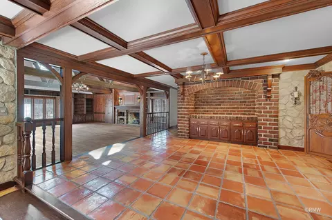 Other - 27 W161 Mack Rd, Wheaton, IL 60189 photo 5 of 9